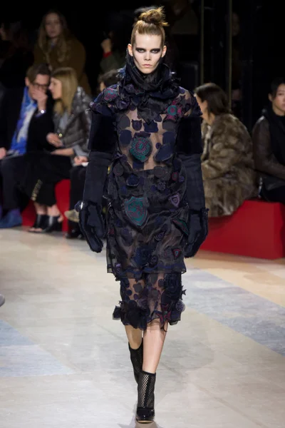 Look 36
